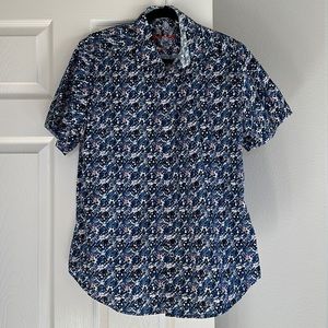 Men’s Robert Graham short sleeve shirt.  Size Large.